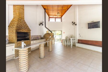 Apartamento à venda com 165m², 3 quartos e 2 vagas Apartamento à venda com 165m², 3 quartos e 2 vagasÁrea comum - Churrasqueira