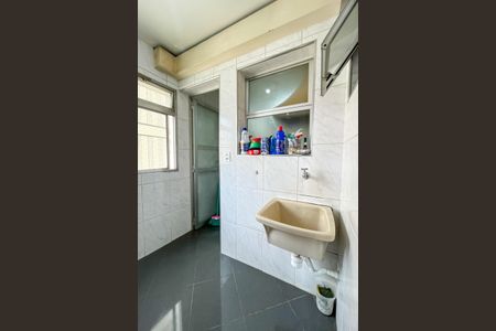 Apartamento à venda com 80m², 2 quartos e 1 vaga Apartamento à venda com 80m², 2 quartos e 1 vagaÁrea de Serviço