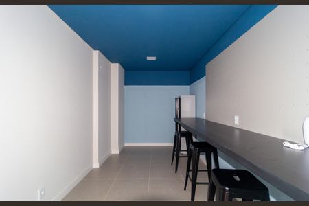 Apartamento à venda com 34m², 2 quartos e sem vagaÁrea comum