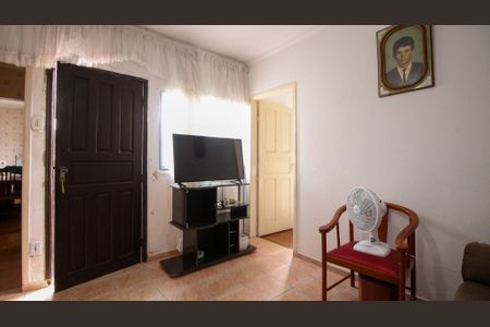 Casa à venda com 250m², 2 quartos e sem vaga Casa à venda com 250m², 2 quartos e sem vagaSala