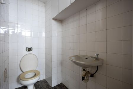 Apartamento à venda com 120m², 3 quartos e 1 vaga Apartamento à venda com 120m², 3 quartos e 1 vagaBanheiro de Serviço