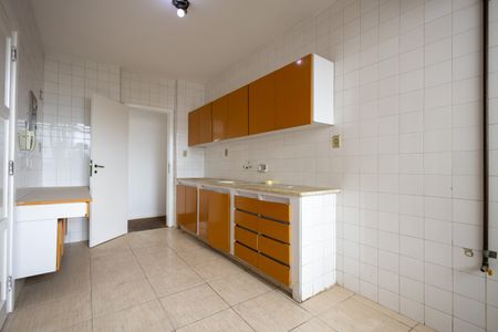 Apartamento à venda com 120m², 3 quartos e 1 vaga Apartamento à venda com 120m², 3 quartos e 1 vagaCozinha