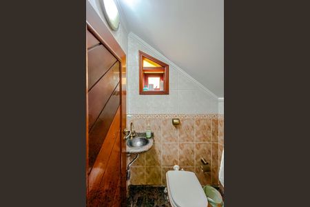 Casa à venda com 318m², 5 quartos e 3 vagasLavabo