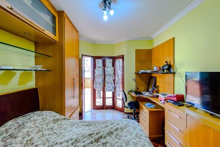 Casa à venda com 318m², 5 quartos e 3 vagasQuarto 1 - Suíte