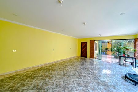 Casa à venda com 318m², 5 quartos e 3 vagasÁrea externa