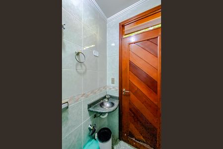 Casa à venda com 318m², 5 quartos e 3 vagasBanheiro da Área externa