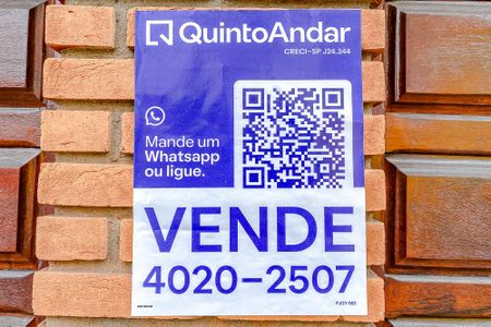 Casa à venda com 318m², 5 quartos e 3 vagasPlaquinha