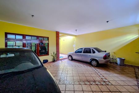 Casa à venda com 318m², 5 quartos e 3 vagasGaragem