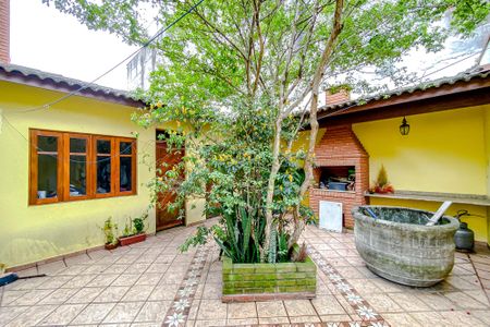 Casa à venda com 318m², 5 quartos e 3 vagasÁrea externa