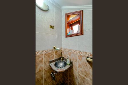 Casa à venda com 318m², 5 quartos e 3 vagasLavabo