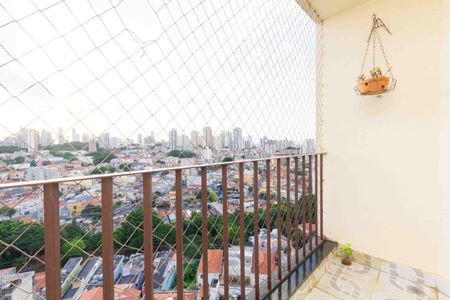 Apartamento à venda com 60m², 2 quartos e 1 vaga Apartamento à venda com 60m², 2 quartos e 1 vagaVaranda