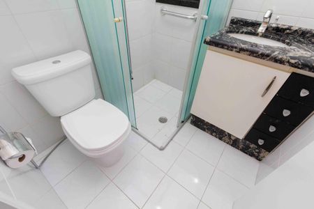Apartamento à venda com 60m², 2 quartos e 1 vaga Apartamento à venda com 60m², 2 quartos e 1 vagaBanheiro