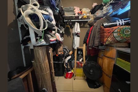 Casa à venda com 100m², 5 quartos e 1 vaga Casa à venda com 100m², 5 quartos e 1 vagaQuarto 5