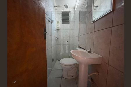 Casa à venda com 100m², 5 quartos e 1 vaga Casa à venda com 100m², 5 quartos e 1 vagaBanheiro 2