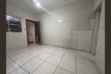 Casa à venda com 100m², 5 quartos e 1 vaga Casa à venda com 100m², 5 quartos e 1 vagaSala de Jantar