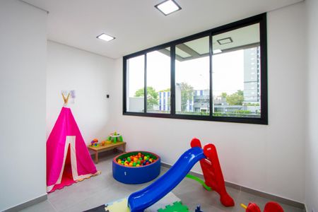 Apartamento para alugar com 45m², 2 quartos e sem vagaÁrea comum - Playground