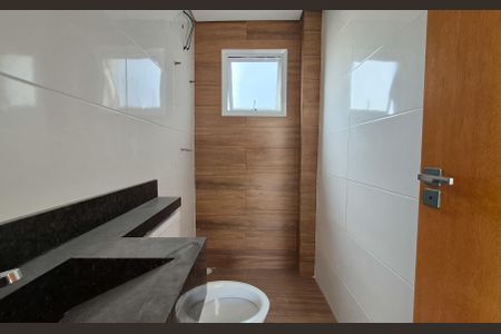 Apartamento à venda com 89m², 2 quartos e 1 vaga Apartamento à venda com 89m², 2 quartos e 1 vagaBanheiro da suíte