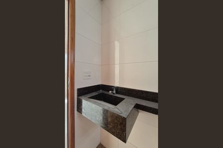 Apartamento à venda com 89m², 2 quartos e 1 vaga Apartamento à venda com 89m², 2 quartos e 1 vagaBanheiro da suíte