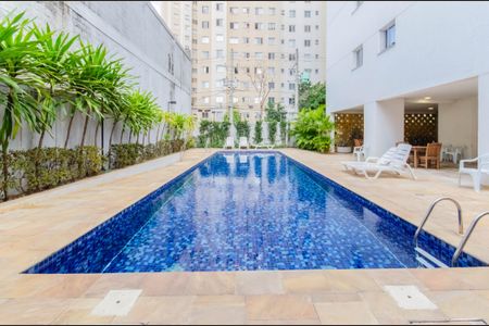 Apartamento à venda com 35m², 2 quartos e sem vagaÁrea comum - Piscina