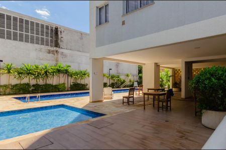 Apartamento à venda com 35m², 2 quartos e sem vagaÁrea comum - Piscina