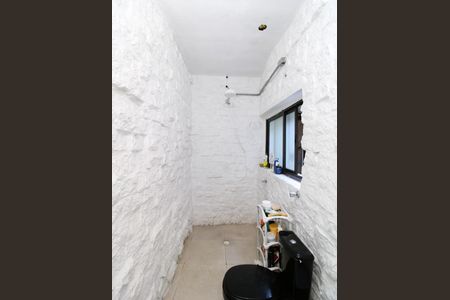 Casa de condomínio à venda com 176m², 2 quartos e 2 vagasBanheiro da Suíte