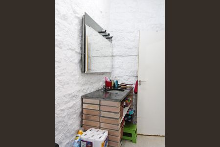 Casa de condomínio à venda com 176m², 2 quartos e 2 vagasBanheiro da Suíte