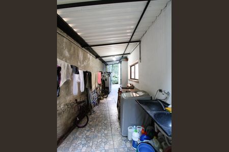 Casa de condomínio à venda com 176m², 2 quartos e 2 vagasÁrea de Serviço