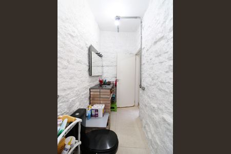 Casa de condomínio à venda com 176m², 2 quartos e 2 vagasBanheiro da Suíte