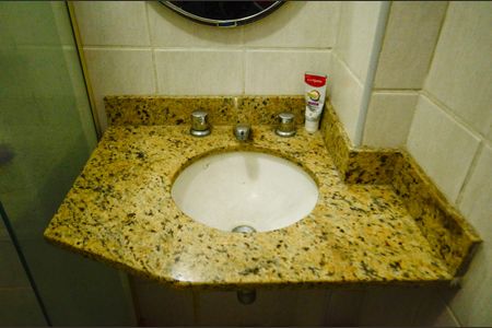 Apartamento à venda com 250m², 3 quartos e 2 vagas Apartamento à venda com 250m², 3 quartos e 2 vagasBanheiro de Serviço