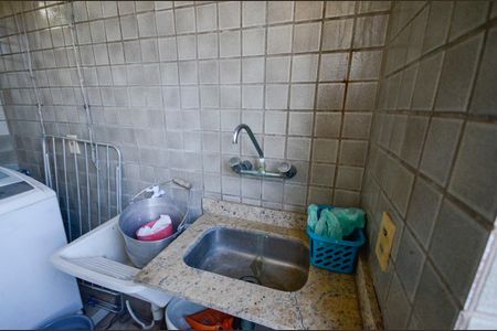 Apartamento à venda com 250m², 3 quartos e 2 vagas Apartamento à venda com 250m², 3 quartos e 2 vagasÁrea de Serviço