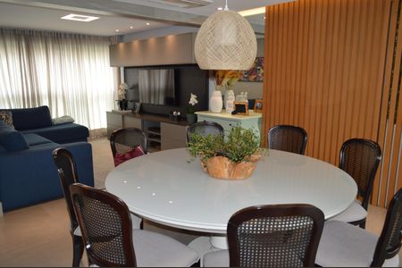 Apartamento para alugar com 198m², 3 quartos e 4 vagasSala de Jantar