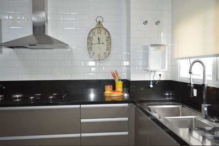 Apartamento para alugar com 198m², 3 quartos e 4 vagasCozinha