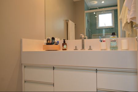 Apartamento para alugar com 198m², 3 quartos e 4 vagasBanheiro da Suíte 3