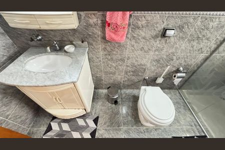 Casa à venda com 210m², 3 quartos e 3 vagasBanheiro da Suíte