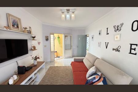 Casa à venda com 210m², 3 quartos e 3 vagasSala