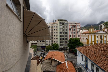 Apartamento à venda com 127m², 3 quartos e 2 vagas Apartamento à venda com 127m², 3 quartos e 2 vagasÁrea de Serviço Vista