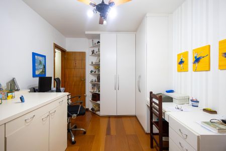 Apartamento à venda com 127m², 3 quartos e 2 vagas Apartamento à venda com 127m², 3 quartos e 2 vagasQuarto 3