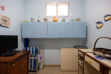 Apartamento à venda com 127m², 3 quartos e 2 vagas Apartamento à venda com 127m², 3 quartos e 2 vagasQuarto de Serviço