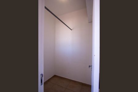 Apartamento à venda com 85m², 2 quartos e sem vaga Apartamento à venda com 85m², 2 quartos e sem vagaQuarto de Serviço