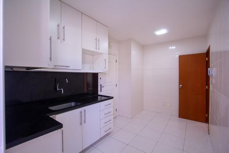 Apartamento à venda com 85m², 2 quartos e sem vaga Apartamento à venda com 85m², 2 quartos e sem vagaCozinha
