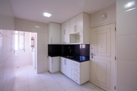 Apartamento à venda com 85m², 2 quartos e sem vaga Apartamento à venda com 85m², 2 quartos e sem vagaCozinha