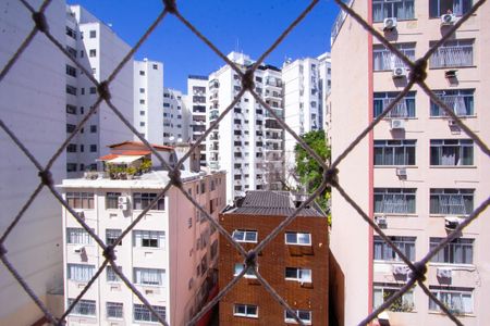 Apartamento à venda com 85m², 2 quartos e sem vaga Apartamento à venda com 85m², 2 quartos e sem vagaVista da Sala