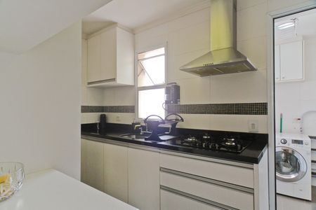 Apartamento à venda com 87m², 3 quartos e 2 vagas Apartamento à venda com 87m², 3 quartos e 2 vagasCozinha