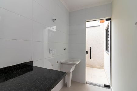 Apartamento à venda com 37m², 2 quartos e sem vaga Apartamento à venda com 37m², 2 quartos e sem vagaÁrea de Serviço