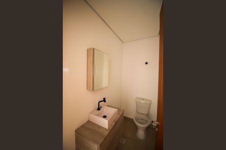 Casa à venda com 103m², 3 quartos e 2 vagas Casa à venda com 103m², 3 quartos e 2 vagasLavabo