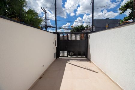 Casa à venda com 103m², 3 quartos e 2 vagas Casa à venda com 103m², 3 quartos e 2 vagasGaragem