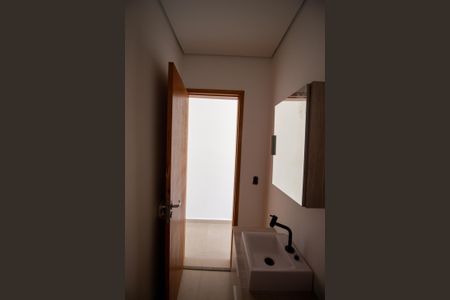 Casa à venda com 103m², 3 quartos e 2 vagas Casa à venda com 103m², 3 quartos e 2 vagasLavabo