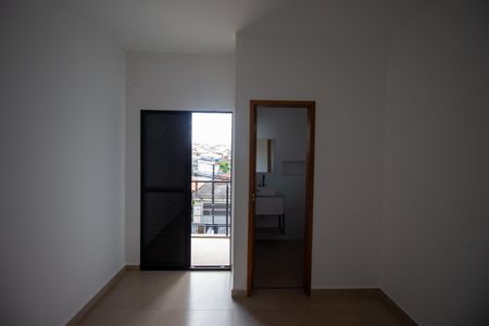 Casa à venda com 103m², 3 quartos e 2 vagas Casa à venda com 103m², 3 quartos e 2 vagasSuíte