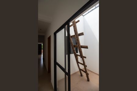 Casa à venda com 103m², 3 quartos e 2 vagas Casa à venda com 103m², 3 quartos e 2 vagasJardim de inverno