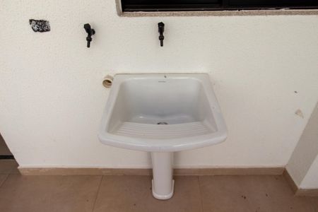 Casa à venda com 103m², 3 quartos e 2 vagas Casa à venda com 103m², 3 quartos e 2 vagasÁrea de Serviço